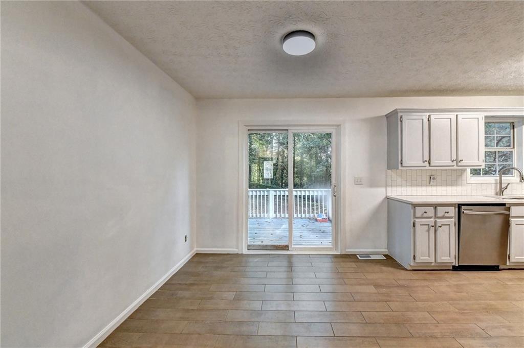 470 Ashland Manor Drive, Lawrenceville, Georgia image 8