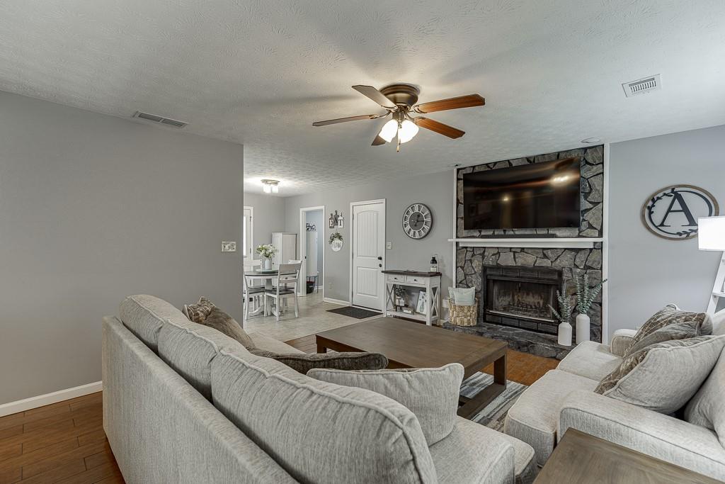 2035 Gum Creek Lane