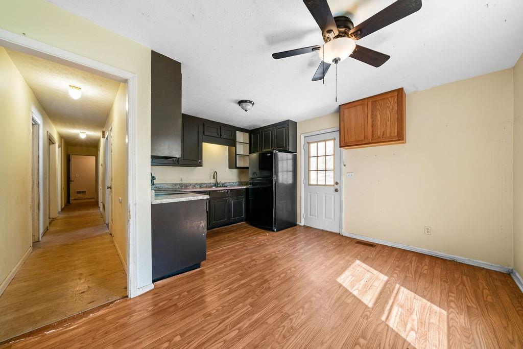 3387 W Highway 5