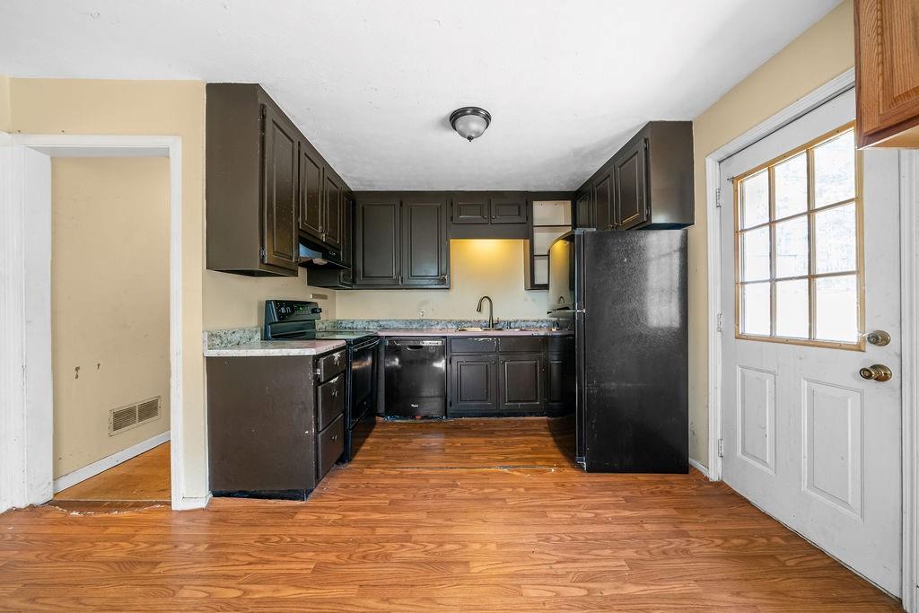 3387 W Highway 5