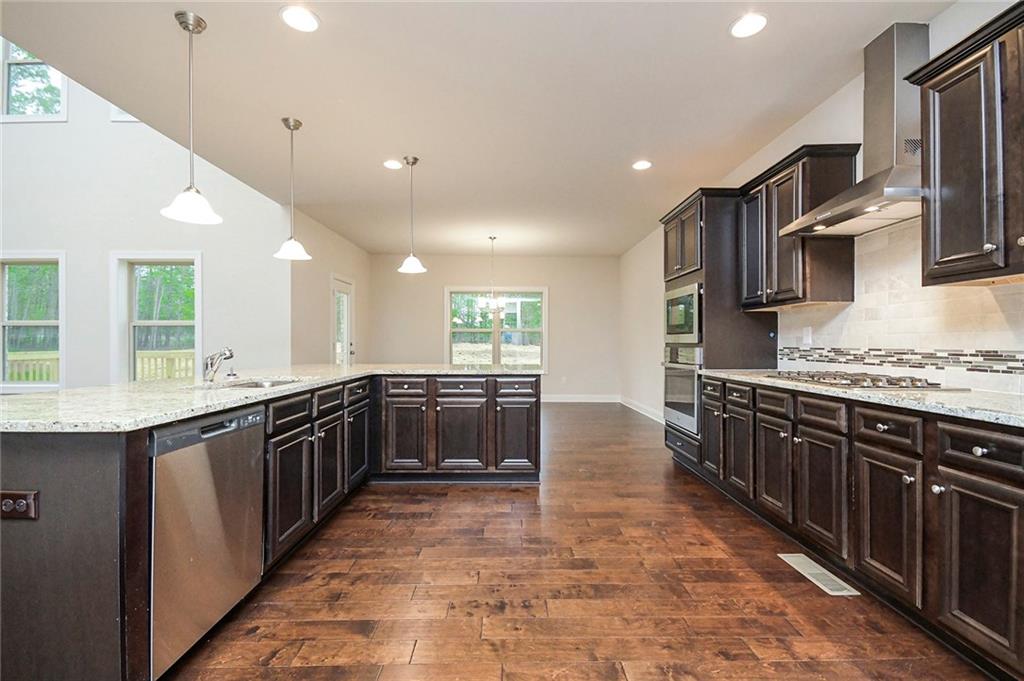 211 Lotus Lane, Covington, Georgia image 14