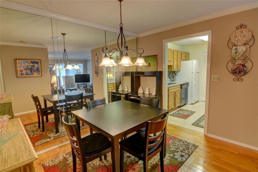 1005 Berkeley Woods Drive, Duluth, Georgia image 12