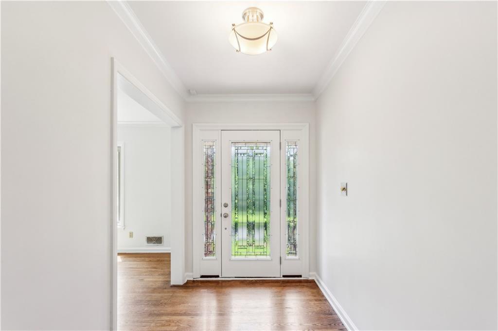 3292 Ferncliff Place NE