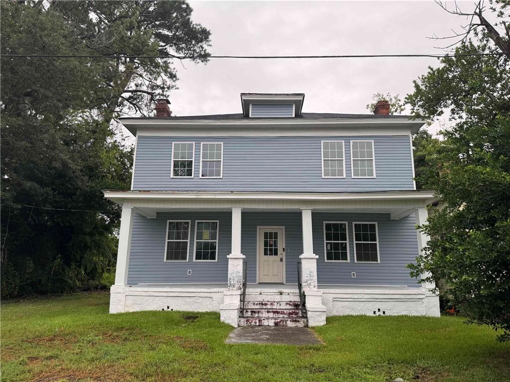 SELLER IS MOTIVATED!!! This 5-bedroom, 4-bath home offers 2,844 sq ft of historic charm in Augusta’s 30904 district. Built in 1911, it’s partially renovated and sits on a 0.21-acre lot just 4 miles from Augusta National Golf Club, home of the Masters Tournament. Features include high ceilings, original hardwood floors, a decorative fireplace, spacious front porch, fenced yard, and public utilities. Located near Augusta University, Paine College, the Medical District, major hospitals, and downtown. SELLER MAY ASSIST WITH UPTO $2500 IN CLOSING COST ASSISTANCE!!!! Perfect for investors seeking rental income, resale potential, or restoration in a growing neighborhood—especially during Masters Week.