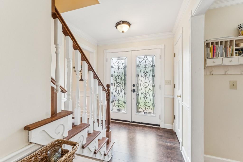 585 Emerald Parkway
