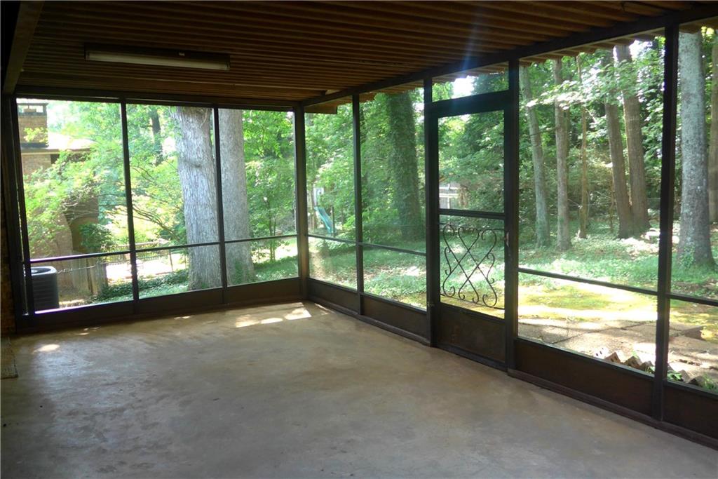 4747 Darlene Way, Tucker, Georgia image 5