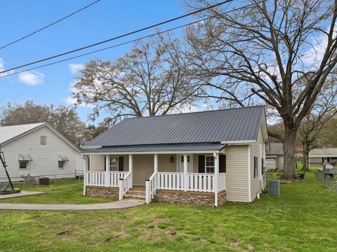 Homes For Sale - 191 Elm Street<br/> Chattooga County, Trion, GA 30753