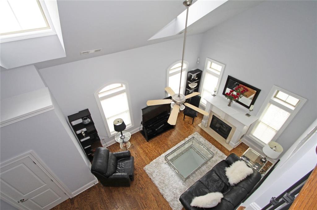 214 NW Le Gran Cove NW