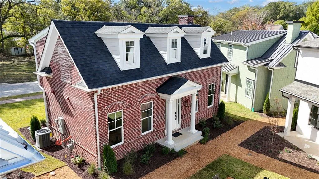 Senoia, Georgia 30276, United States, 3 Bedrooms Bedrooms, ,3 BathroomsBathrooms,Residential,Active,203795