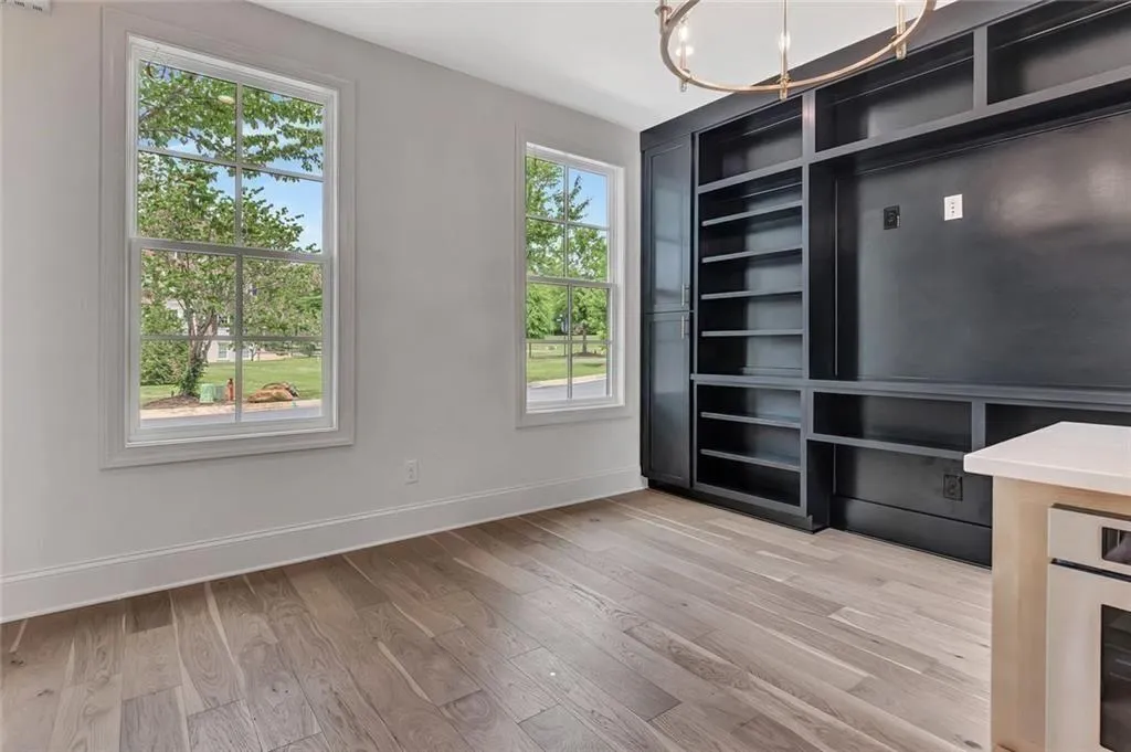 Senoia, Georgia 30276, United States, 3 Bedrooms Bedrooms, ,3 BathroomsBathrooms,Residential,Active,203795