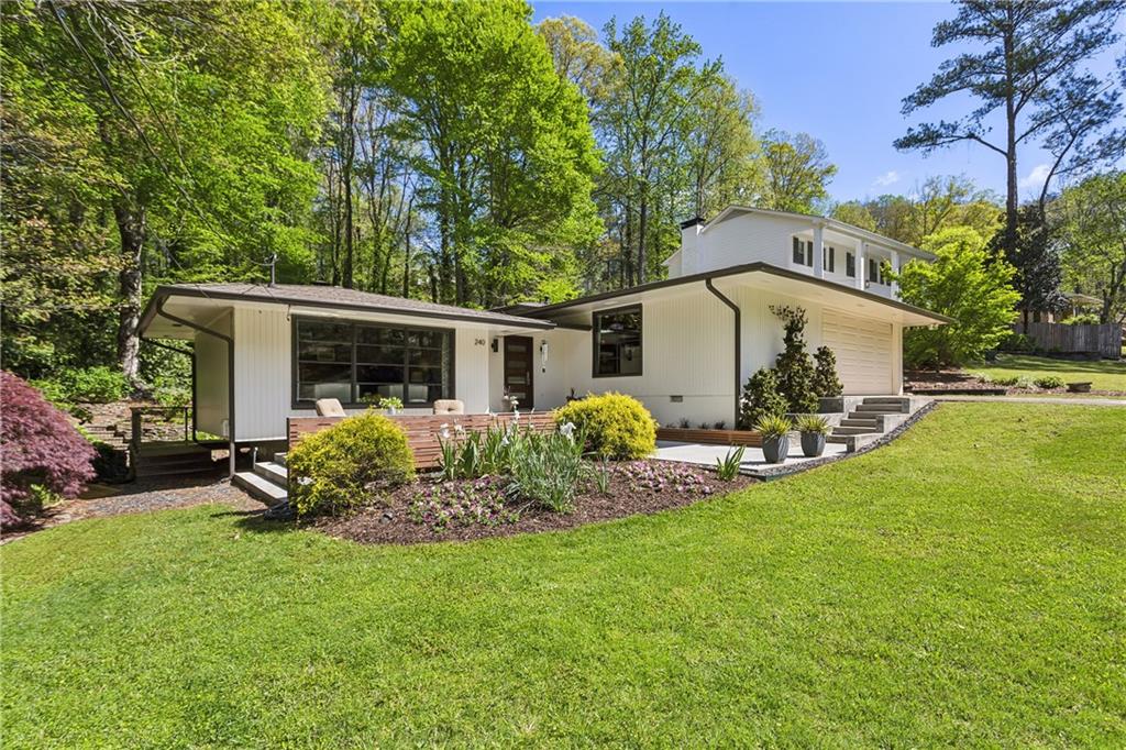 240 W Spalding Drive, Sandy Springs, Georgia image 30