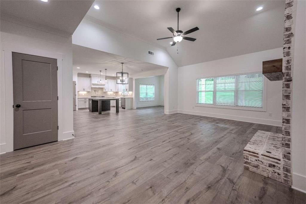 617 Whiporwill Cove