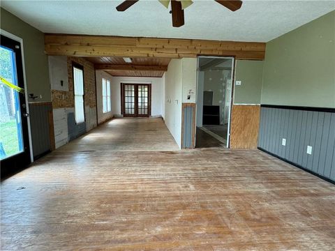 A home in Dawsonville