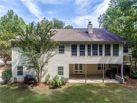 A home in Powder Springs