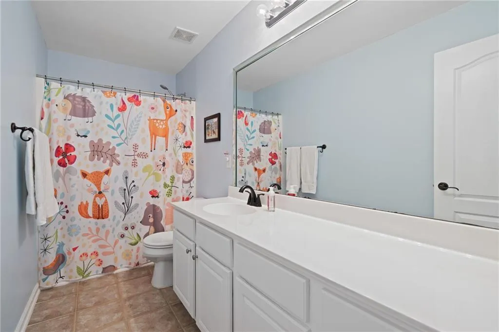 Canton, Georgia 30115, United States, 4 Bedrooms Bedrooms, ,3 BathroomsBathrooms,Residential,Active,138027