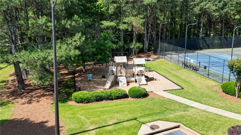 Canton, Georgia 30115, United States, 4 Bedrooms Bedrooms, ,3 BathroomsBathrooms,Residential,Active,138027