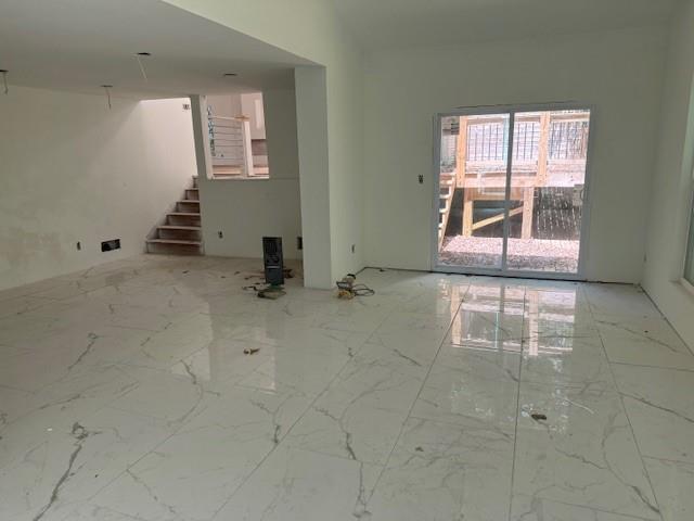 4886 Valley View Court