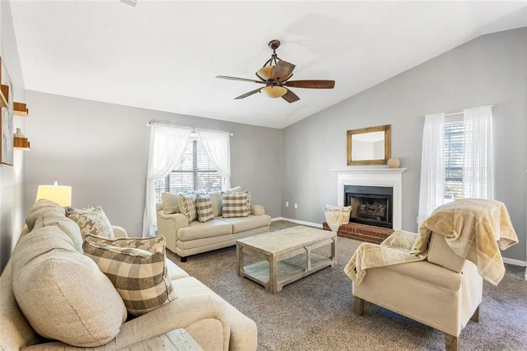 Valdosta, Georgia 31602, United States, 3 Bedrooms Bedrooms, ,2 BathroomsBathrooms,Residential,Active,250252