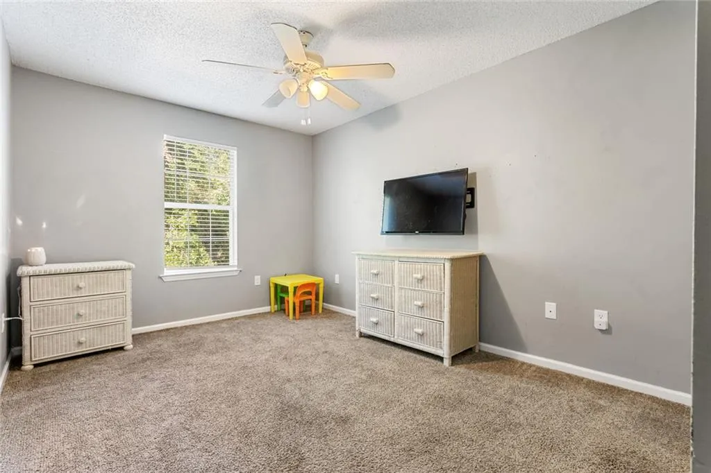 Valdosta, Georgia 31602, United States, 3 Bedrooms Bedrooms, ,2 BathroomsBathrooms,Residential,Active,250252