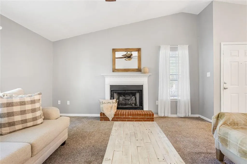 Valdosta, Georgia 31602, United States, 3 Bedrooms Bedrooms, ,2 BathroomsBathrooms,Residential,Active,250252