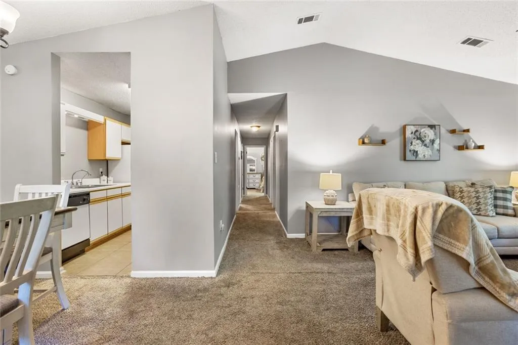 Valdosta, Georgia 31602, United States, 3 Bedrooms Bedrooms, ,2 BathroomsBathrooms,Residential,Active,250252