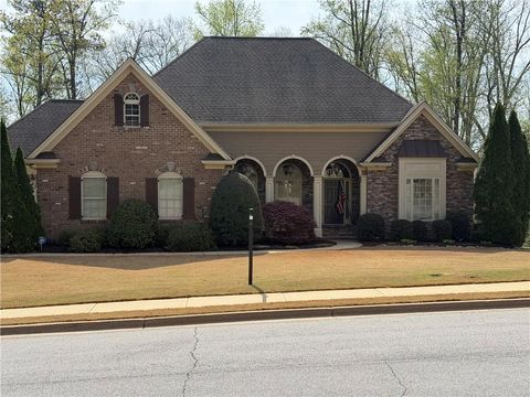 Homes For Sale - 2116 Abbott Drive<br/> Buford, GA 30519