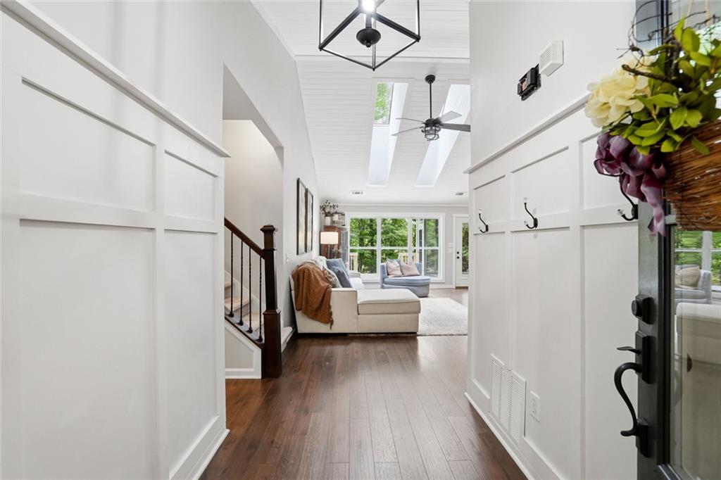 8915 Bay View Court