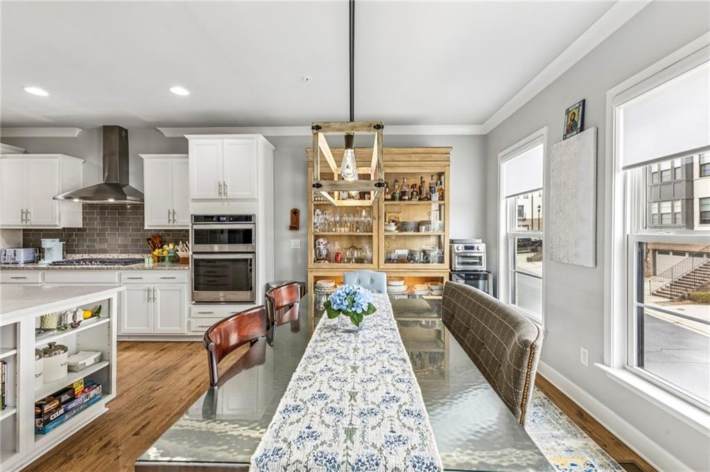 2158 Hinton Drive SE