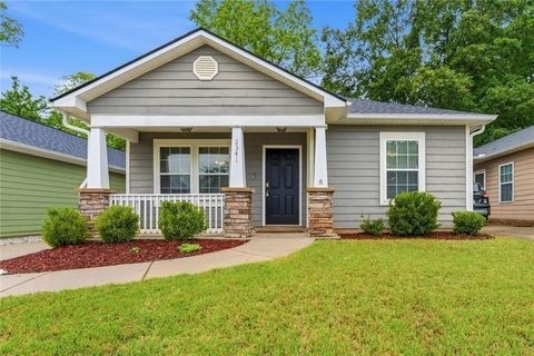 Homes For Sale - 2341 Glebe Court<br/> Clayton County, Hampton, GA 30228