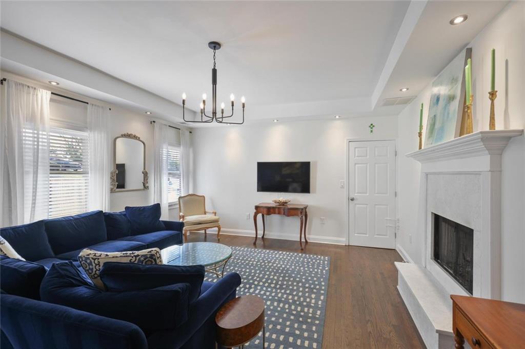 131 Holiday Street NE