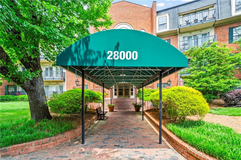 28305 Plantation Drive, Atlanta, Georgia image 3