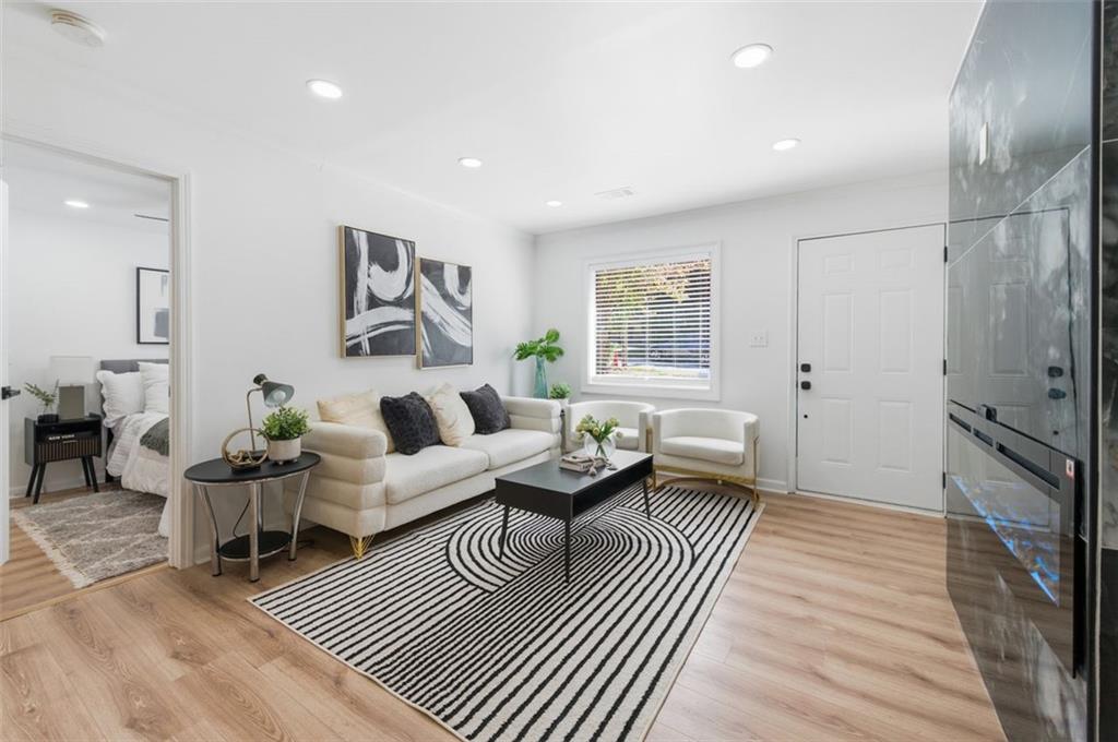 2541 SANTA BARBARA Drive NW