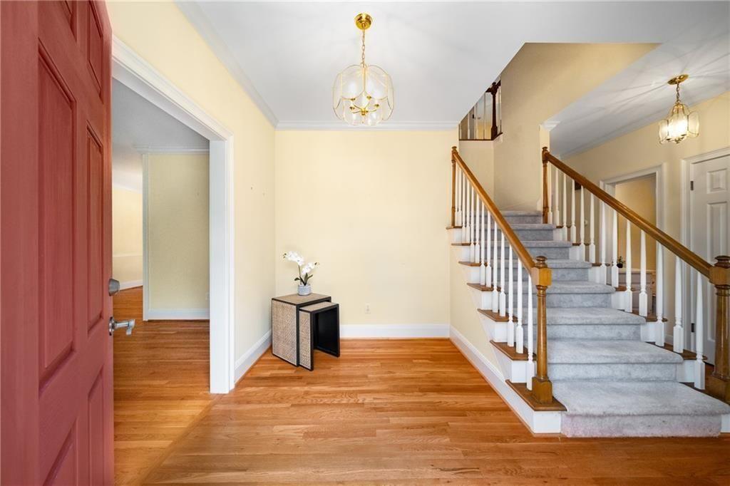 7565 Wolf Brook Drive