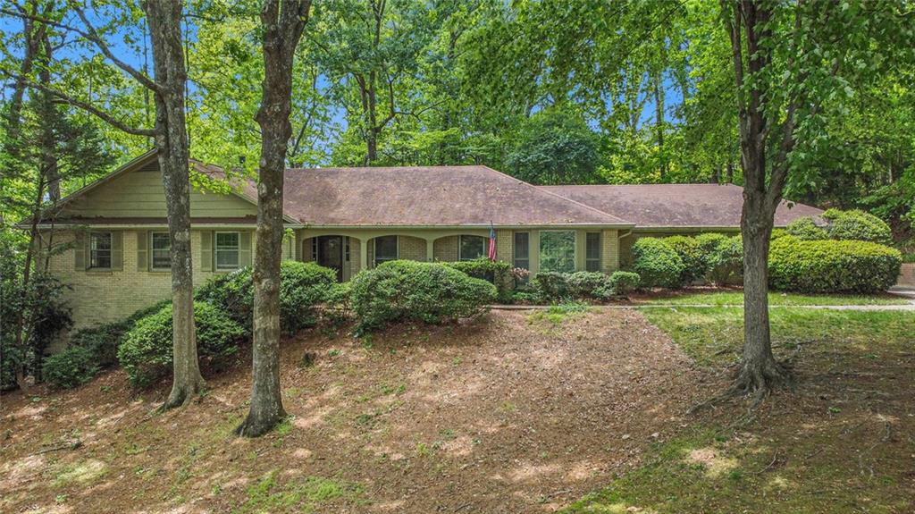 12080 Mountain Laurel Drive, Roswell, Georgia image 45