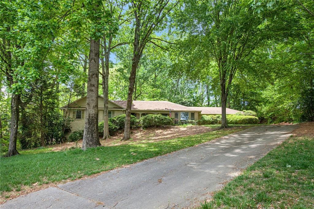 12080 Mountain Laurel Drive