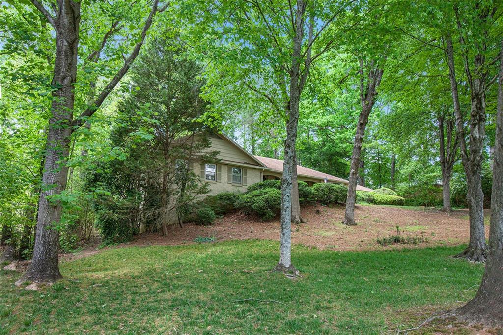 12080 Mountain Laurel Drive