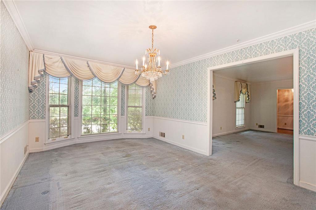 12080 Mountain Laurel Drive, Roswell, Georgia image 10