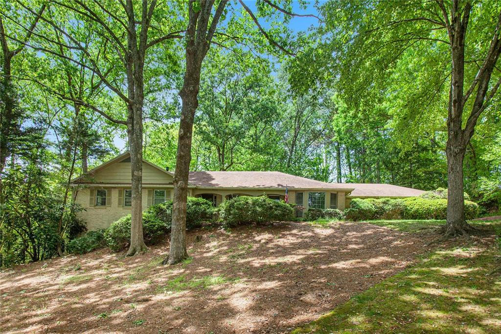 12080 Mountain Laurel Drive