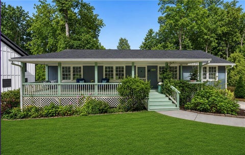 Photo of 3020 Parkridge Drive NE, Brookhaven, GA 30319 (MLS # 7831356)