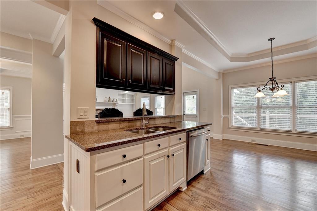 1054 Morgan Garner Drive, Lilburn, Georgia image 30