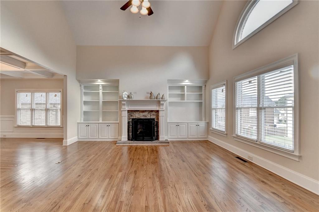 1054 Morgan Garner Drive, Lilburn, Georgia image 17