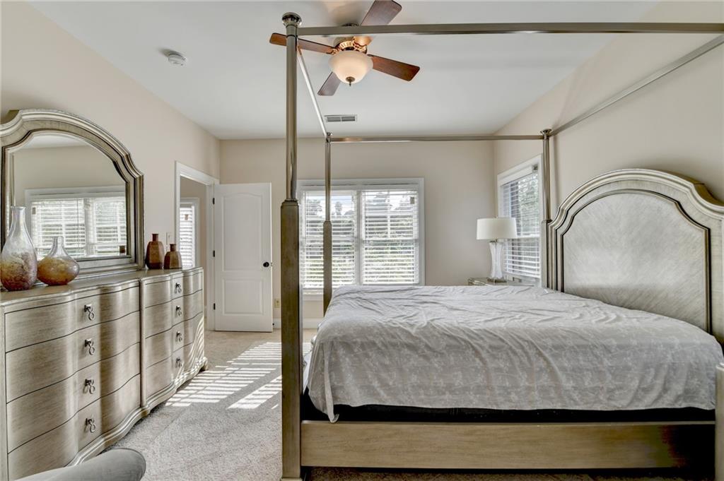 1054 Morgan Garner Drive, Lilburn, Georgia image 42
