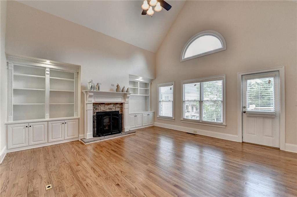 1054 Morgan Garner Drive, Lilburn, Georgia image 18