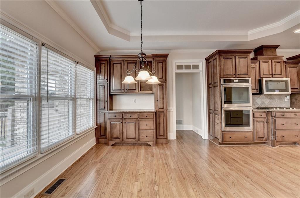 1054 Morgan Garner Drive, Lilburn, Georgia image 21