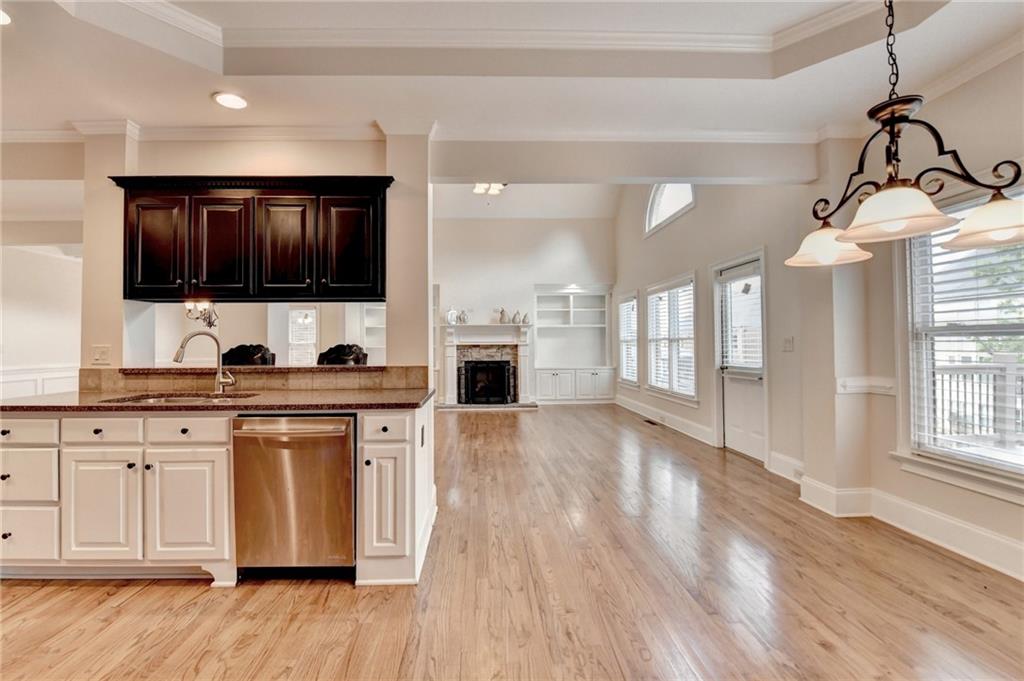 1054 Morgan Garner Drive, Lilburn, Georgia image 23