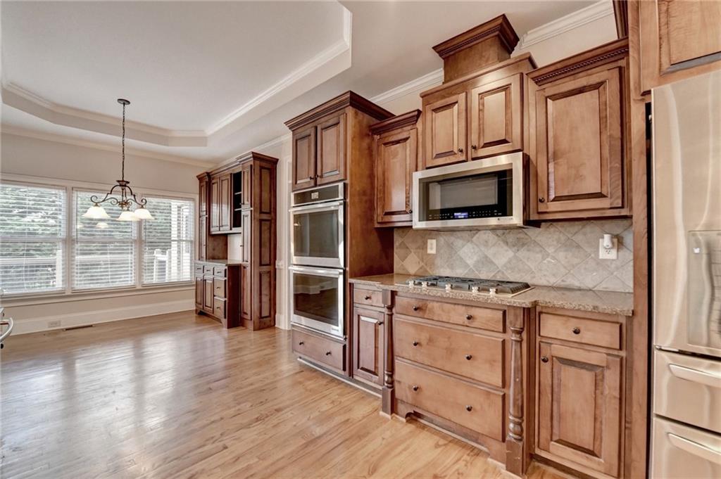 1054 Morgan Garner Drive, Lilburn, Georgia image 28