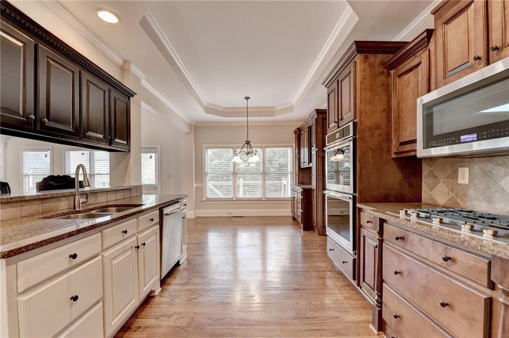 1054 Morgan Garner Drive, Lilburn, Georgia image 29