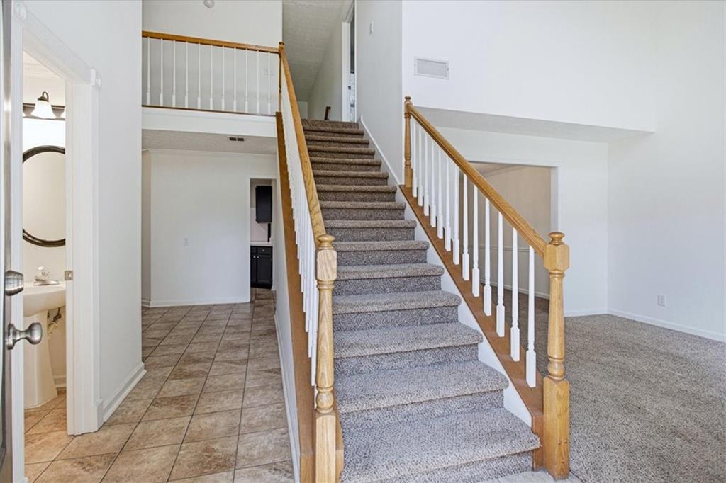 640 Suwanee Lakes Circle