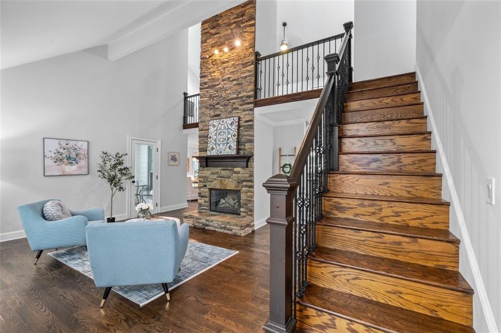 5194 Sunburst Drive