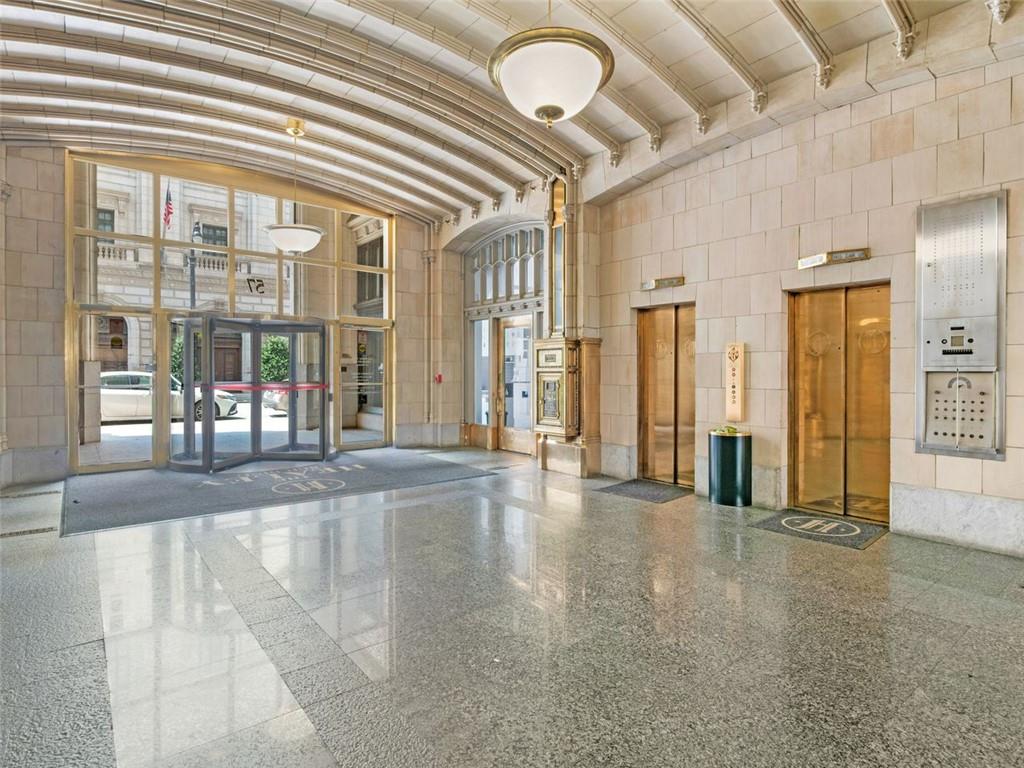57 FORSYTH Street NW 5B